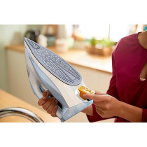 Philips Azur 7000 Series Steam Iron 2600W With Steam Boost And Quick Heat Up, Light Blue/White, DST7011/26