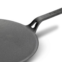 Prestige Cast Iron Curved Tawa 28 cm Induction Cast Iron Tawa Pan for Roti/Chapati/Dosa with Stick Handle Pre-Seasoned Cast Iron Cookware, Black, PR48884