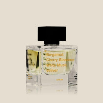 Very Important Notes No 6 Perfume Bergamot, Cherry Blossom, White Musk, Vetiver, 100 ML