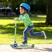 Micro Mini Deluxe Scooter - Green, Small