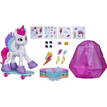 My Little Pony: A New Generation Movie.Crystal Adventure Zipp Storm. 3 Inch White Pony Toy With Surprise Accessories, Friendship Bracelet, Multicolour, F2452