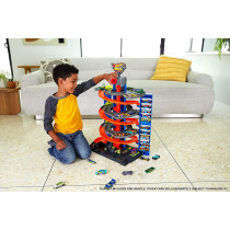 Hot Wheels City Mega Garage Playset with Corkscrew Elevator & Storage for 60+ Cars, Includes 1 1:64 Scale Vehicle, 4 Years Old & Up GTT95, Multi colour