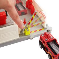 Matchbox Action Drivers Fire Station Rescue Playset with 1:64 Scale Truck, Light & Sound Effects, Moving Parts, Pretend Fire that Kids Extinguish, 3 Years Old & Up HBD76, Multicolour, Match Box