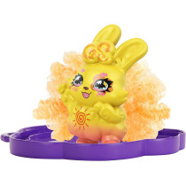 Cloudees Cloud Themed Reveal Toy With Hidden Figure, Small Pet Collectible Figure Assortment Gnc65