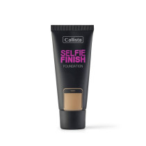 Callista Selfie Finish...