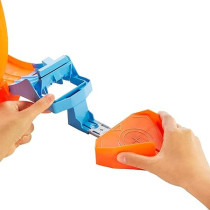 Hot Wheels Loop Stunt Champion Action Track Set