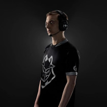 Logitech G Pro X Wireless Lightspeed Gaming Headset With Blue Voice Mic Filter Tech, 50 mm Pro-G Drivers, And Dts Headphone: X 2.0 Surround Sound