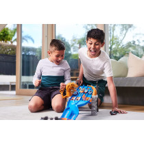 Metal Machines 4-Lane Dinosaur Raptor Attack Playset with Mini Racing Car