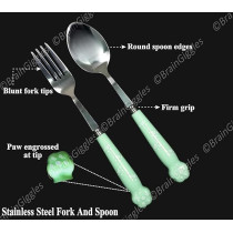 Brain Giggles Kids Cutlery Set with Case Round Edge Stainless Steel Kids Cutlery BPA Free Handles Spoon And Fork Cutlery Set for Lunch Box Paw Engraved Children Tableware with Portable Case, Green