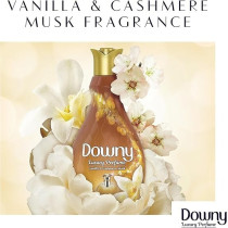 Downy Perfume Collection, Concentrate Fabric Softener, Feel Luxurious, 880ml