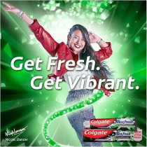 Colgate Max Fresh Toothpaste, With Whitening Strips, Bamboo Charcoal Toothpaste 100 Ml