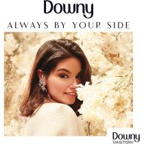 Downy Perfume Collection Concentrate Fabric Softener Feel Elegant, Velvet Rose And Jasmine, 880Ml