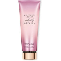Victoria's Secret Velvet Petals For Women, Fragrance Lotion, 236Ml