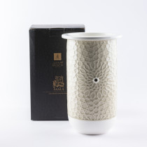 Otantik Asalah Flower Vase, Beige And Gold Ceramic Vase, Elegant Home Decor For Ramadan, Living Room, Bedroom, And Office, Perfect For Decorative Floral Arrangements