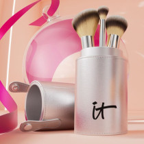 It Cosmetics Celebrate Creative Looks, Makeup Brush Set + Luxe Travel Case Set
