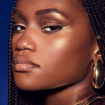 Fenty Beauty Limited Edition Arcane Diamond Bomb