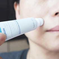 Farmstay Collagen Water Full Moist Rolling Eye Serum, 25 Ml