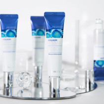 Farmstay Collagen Water Full Moist Rolling Eye Serum, 25 Ml