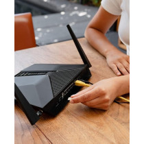 Netgear Nighthawk 4-Stream AX4 Wifi 6 Router With 4G LTE Built-In Modem (LAX20), 1.8Gbps