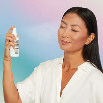 IT Cosmetics Your Skin But Better Setting Spray, 30Ml