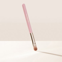 Rare Beauty Stay Vulnerable All- Over Eye Shadow Brush