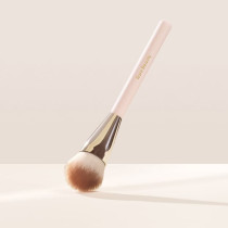 Rare Beauty Soft Pinch Liquid Blush Brush