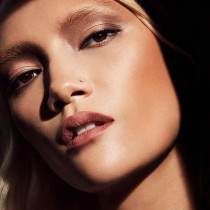 Fenty Beauty Pro Filt'R Instant Retouch Setting Powder, Banana - Medium