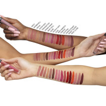 Huda Beauty Liquid Matte Ultra-Comfort Transfer-Proof Lipstick, Trendsetter