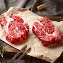 Australian Beef Group ABG Black Angus 150 days Grain Fed Beef Chuck Roll MB2+ (1 X 1 KG)