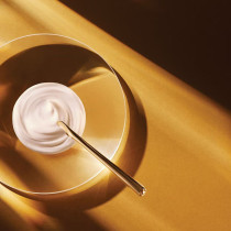 Estee Lauder Re-Nutriv - Ultimate Diamond Sculpted Transformation Creme Moisturizer, 50Ml