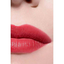 Chanel Rouge Coco Baume A Hydrating Tinted Lip Balm That Offers Buildable Colour For Better-Looking Lips, Day After Day, In Love