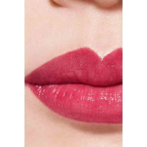 Chanel Rouge Coco Baume A Hydrating Tinted Lip Balm That Offers Buildable Colour For Better-Looking Lips, Day After Day, Passion Pink