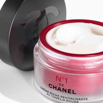 Chanel N°1 De Chanel Rich Revitalizing Cream Smooths - Nourishes - Protects From Winter