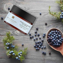Dr. Botanicals Juniper Berry Oil And Strawberry Day Moisturizer Day Cream
