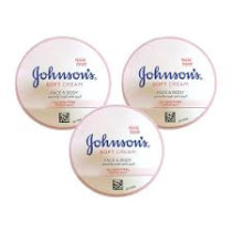 Johnson'S 24 Hour Moisture Soft Cream Pack Of 3, 200 ml